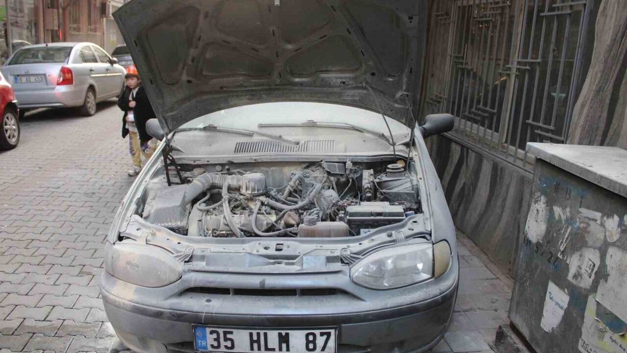 Efeler'de Yangın Tüplü Kurtarma: Duyarlı Esnaf Olayı Nasıl Önledi?