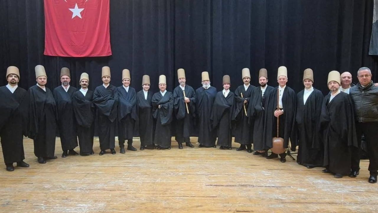 Ege Üniversitesi'nde Hz. Mevlana'nın 752. Vuslat Yıldönümü Anma Etkinliği Düzenlendi