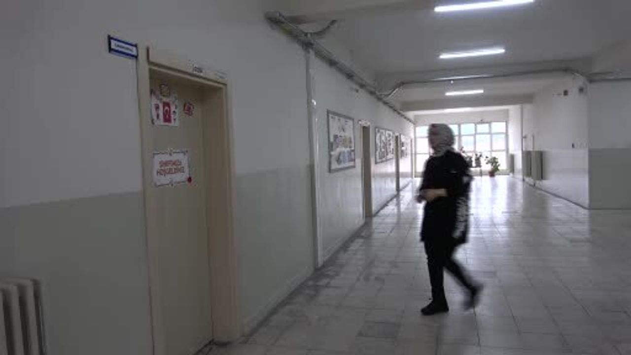 Ekran Bağımlılığına Karşı: İlknur Ertaç’ın Yazar Olma Hikayesi