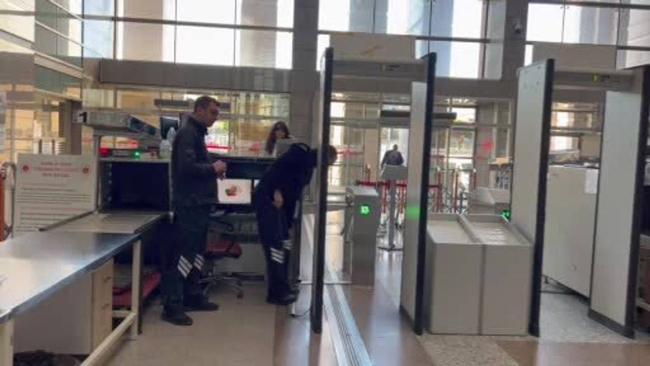 Ela Rümeysa Cebeci Uyuşturucu Davasından Tutuklandı