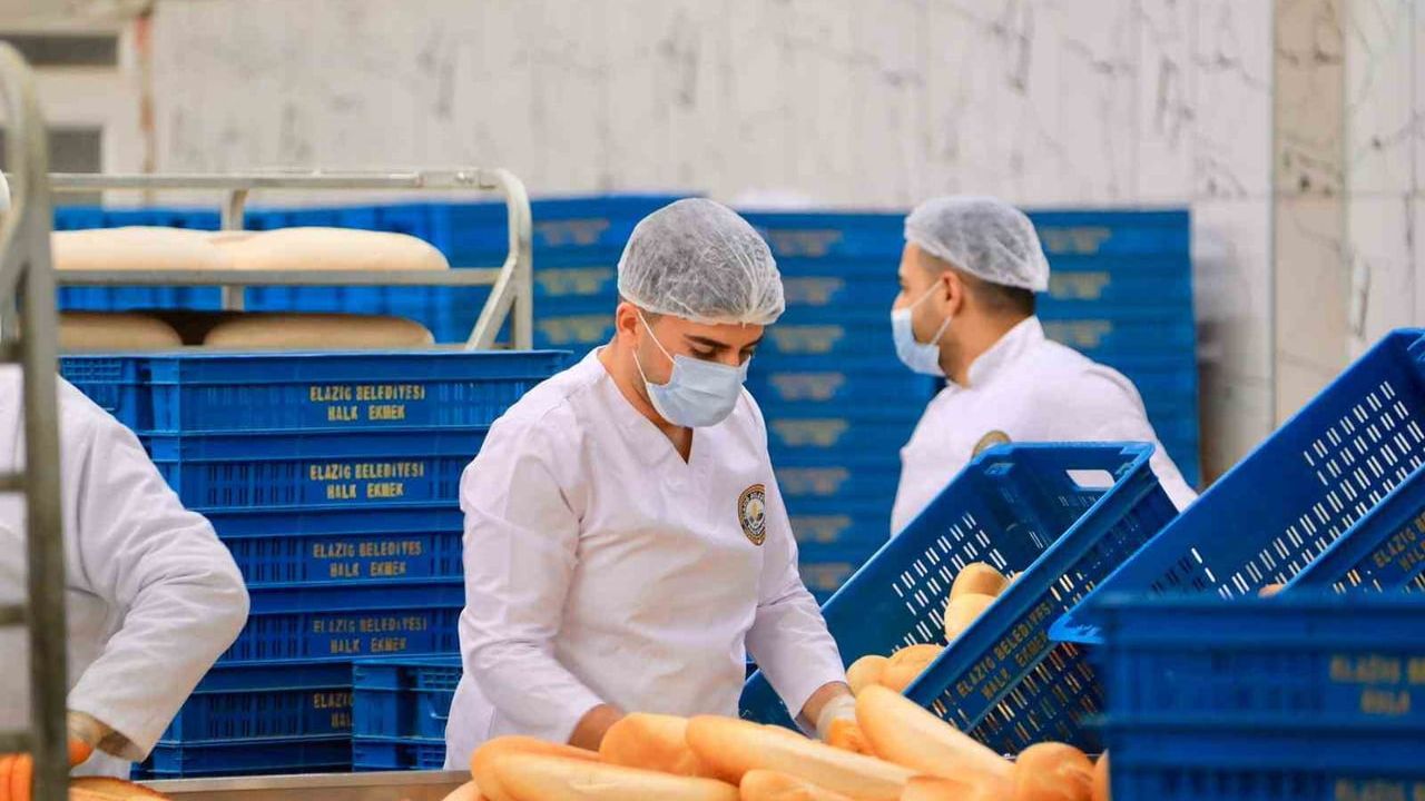 Elazığ Belediyesi Halk Ekmek Projesi ile Uygun Fiyatlı Ekmek Sunuyor