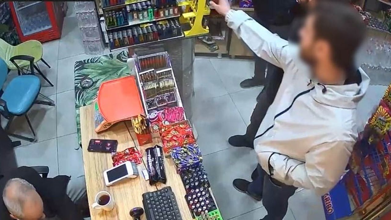 Elazığ'da Çakmak Hırsızlığı Kameralara Yansıdı