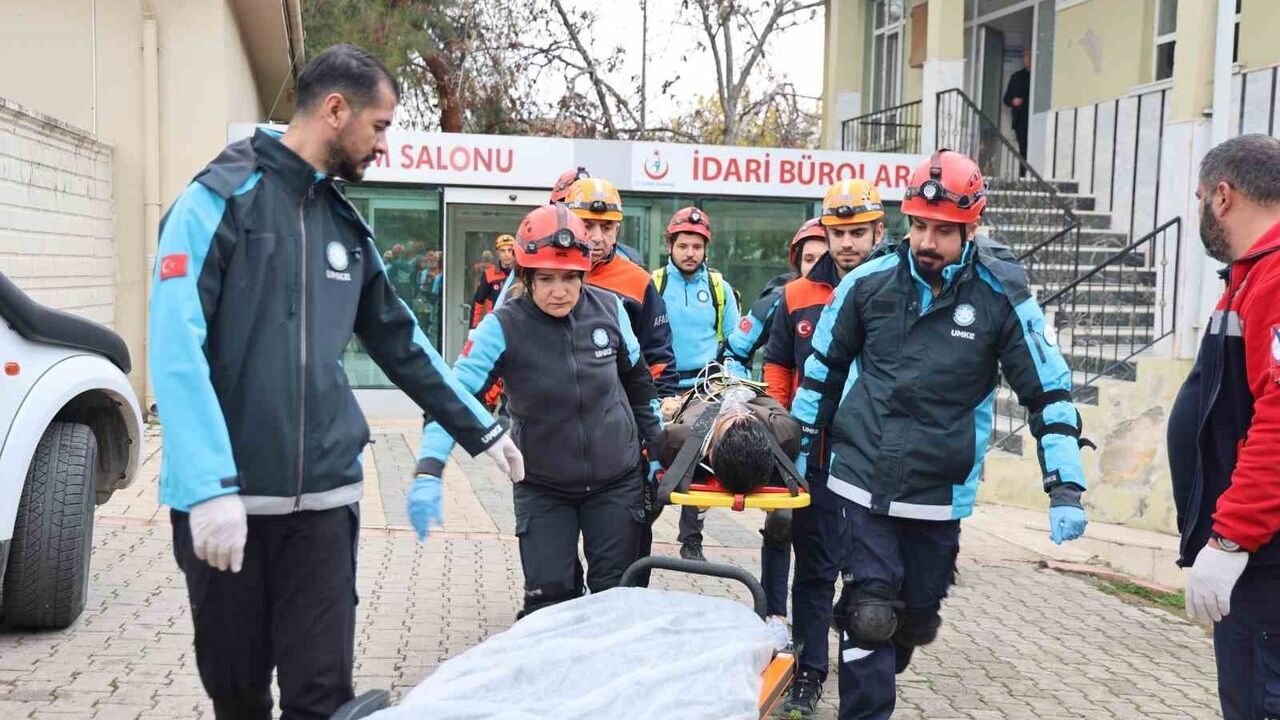 Elazığ’da Deprem ve Yangın Tatbikatı Gerçekleştirildi