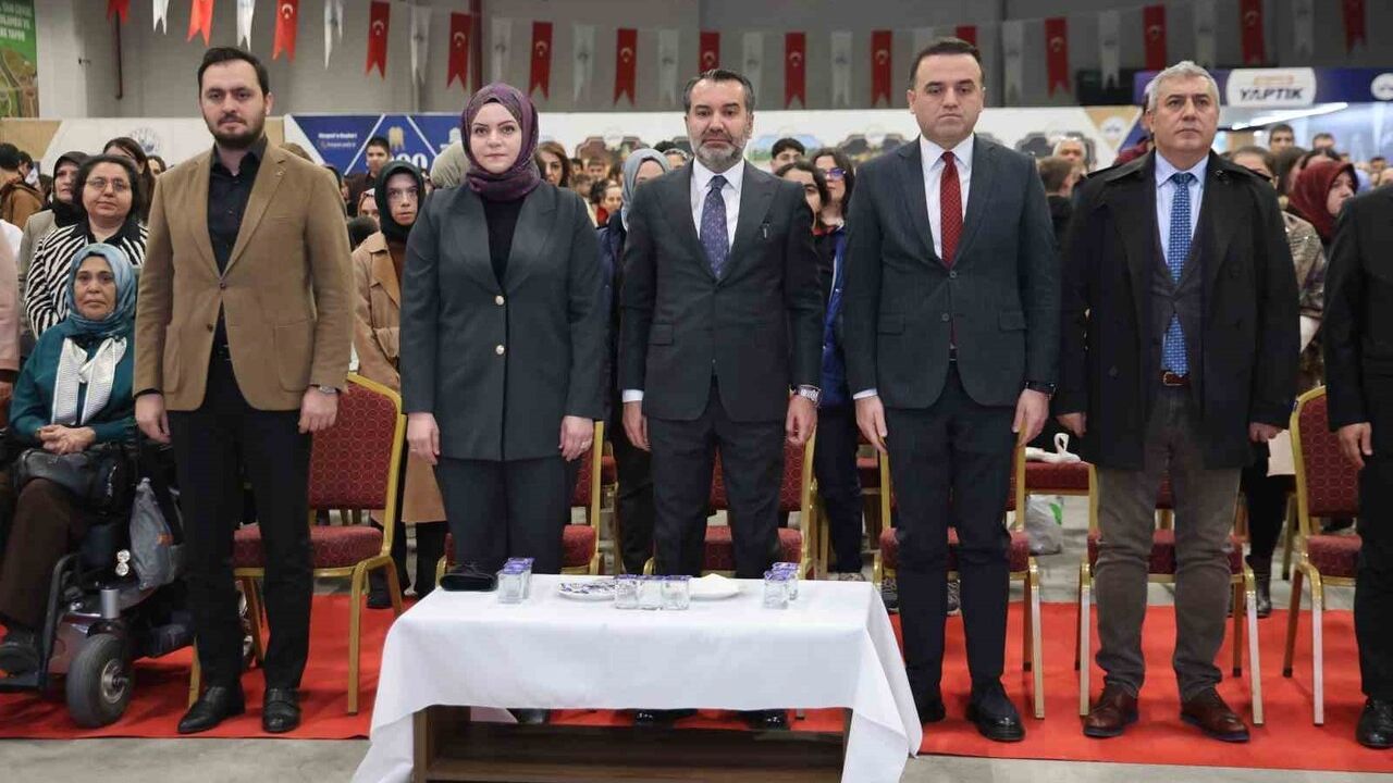 Elazığ'da Engelsiz Festivale Yoğun İlgi