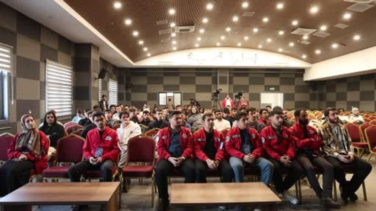 Elazığ'da Gençler Proje Yazma Eğitimi Aldı