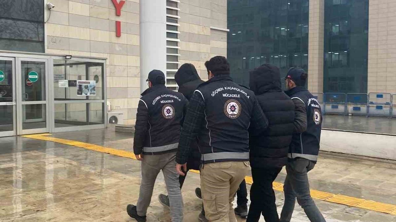 Elazığ'da Göçmen Kaçakçılığı Operasyonu: 16 Yakalanan Yabancı Uyruklu