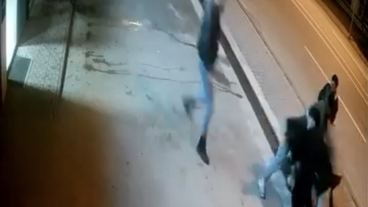 Elazığ'da Şiddet Olayı: 4 Kişi Tek Bir Şahsı Darp Etti