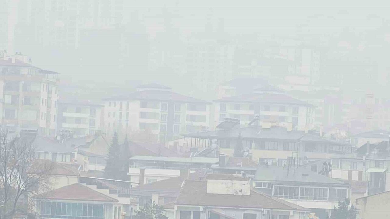 Elazığ'da Yüksek Kesimlerde Sis Etkili