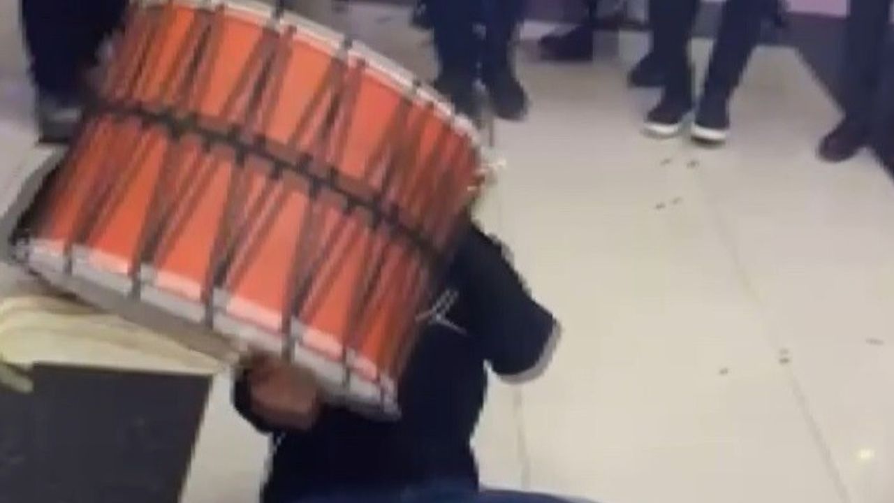 Elazığ Düğününde Davulcudan Unutulmaz Performans