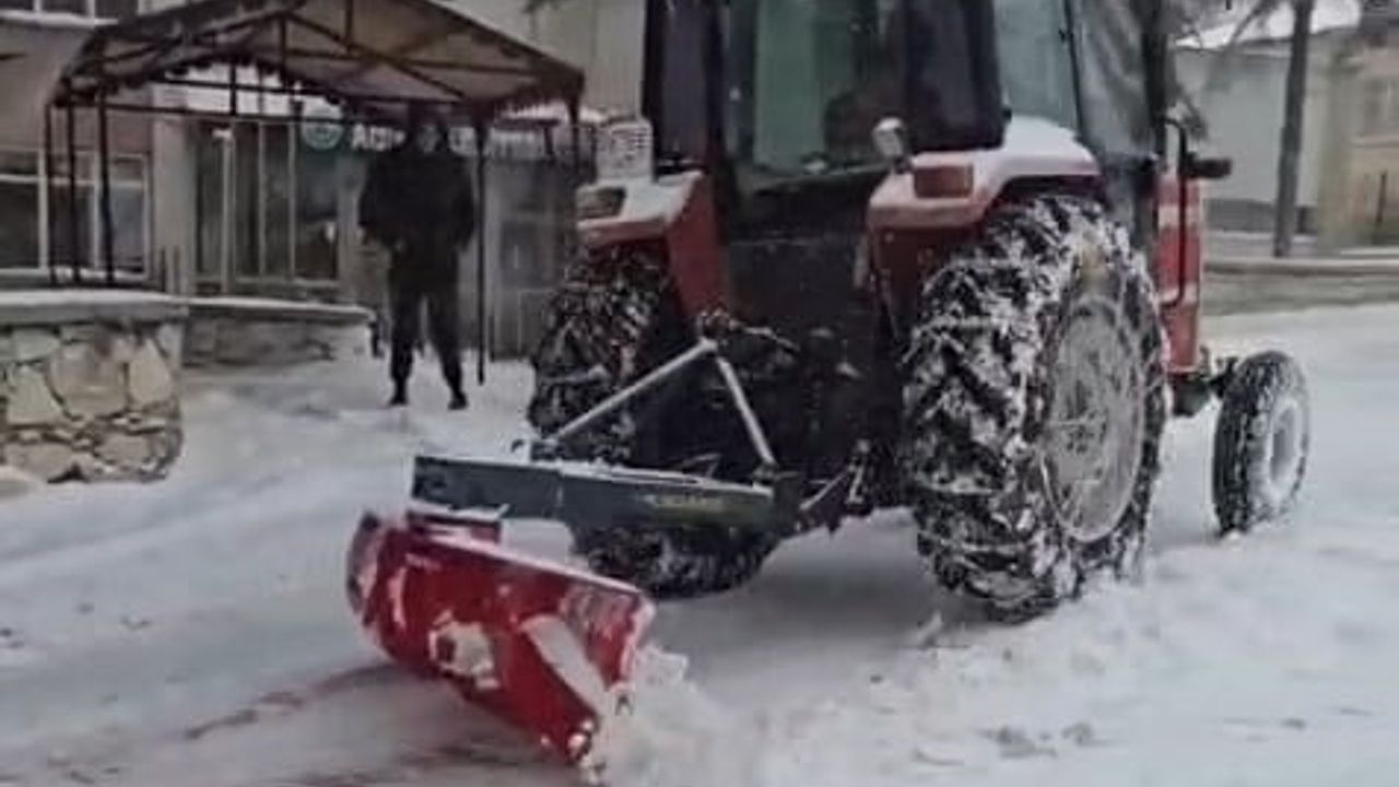 Elazığlı Vatandaşlardan Karla Mücadele Destanı