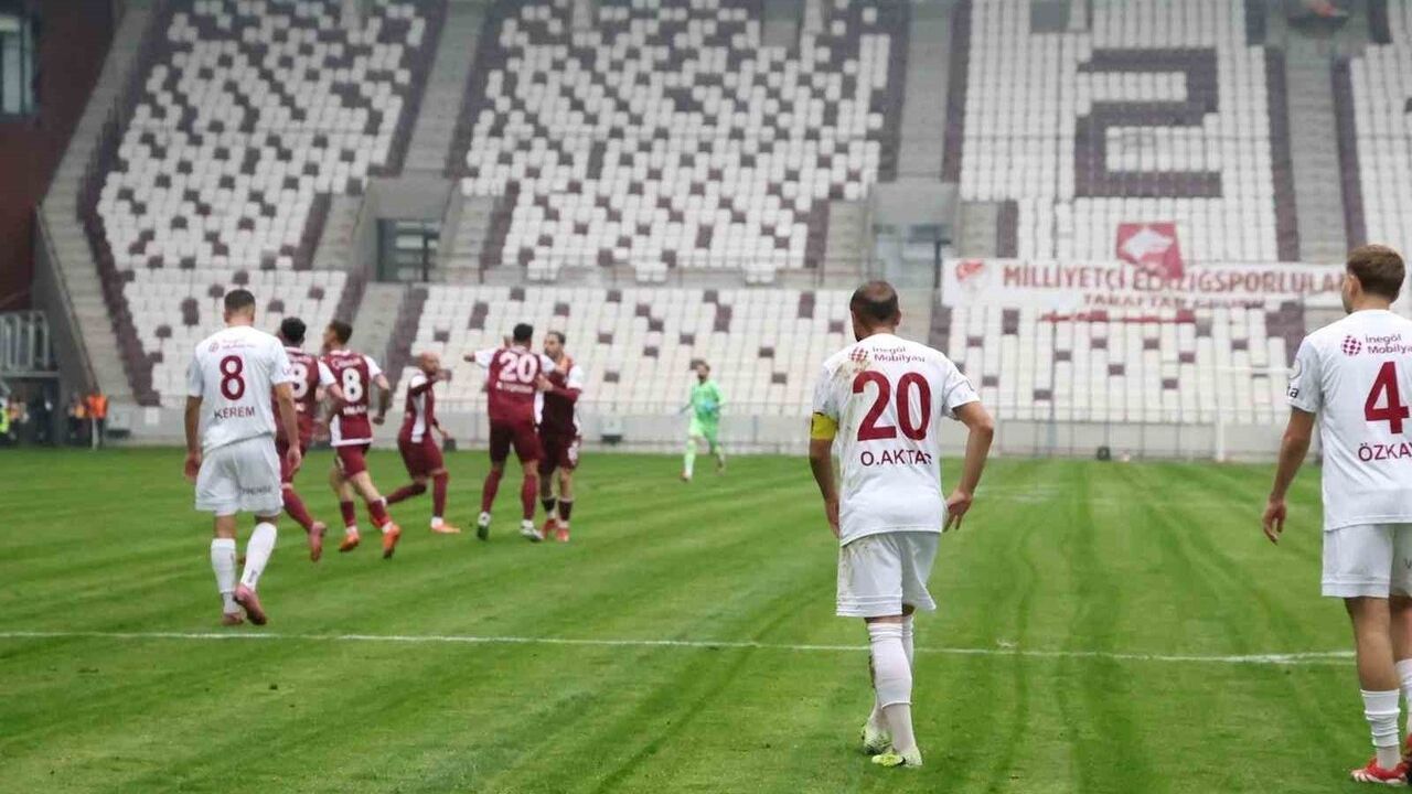 Elazığspor, İnegölspor'u 4-2 Yenerek Üç Puan Aldı