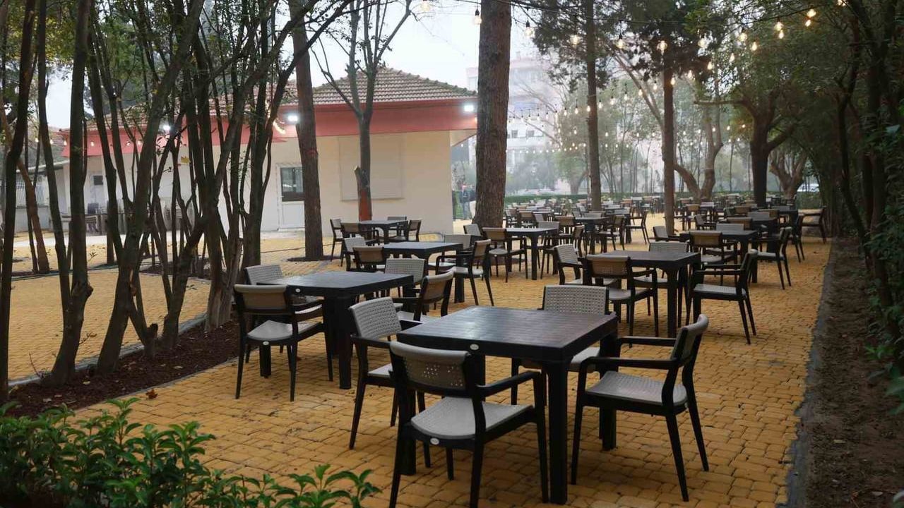 Emekli Kafe'nin Açılışı İçin Hazırlıklar Tamamlandı