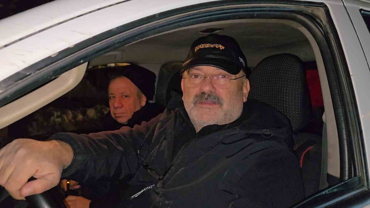 Engelli Anne ve Kızı Kar Yağışında Kurtarıldı