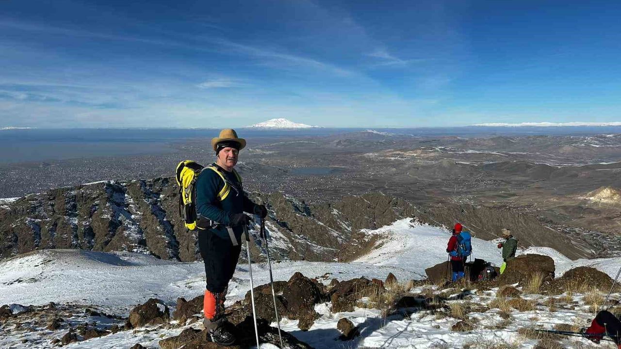 Erek Dağı'nda Zirve Tırmanışı Başarıyla Tamamlandı