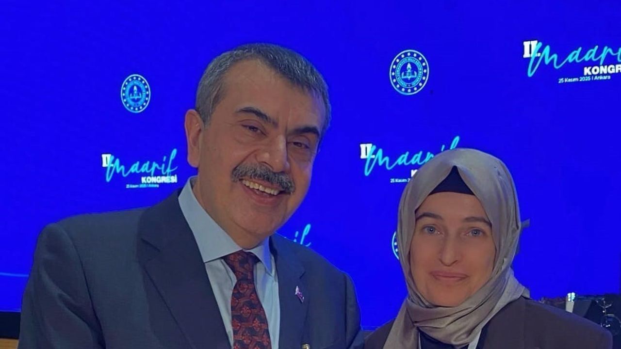 Erel, II. Maarif Kongresi'nde Öne Çıktı