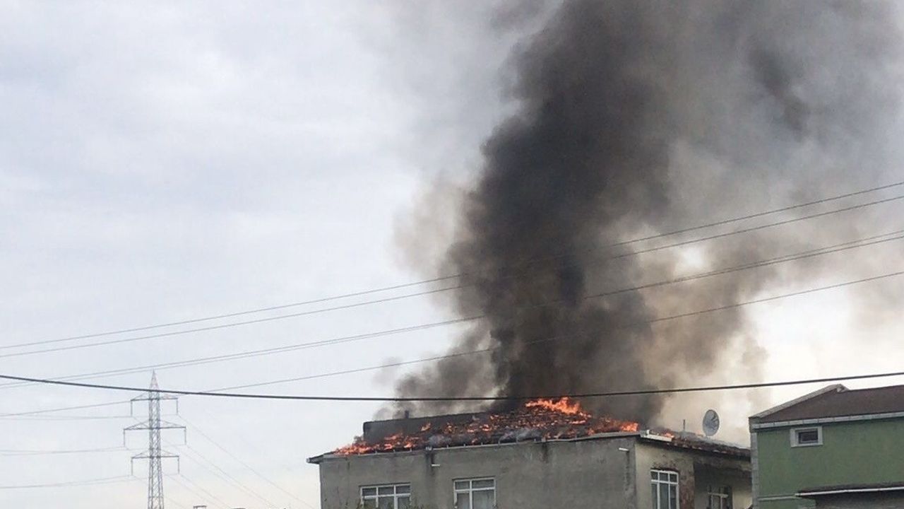 Ergene'de Çatı Katında Büyük Yangın