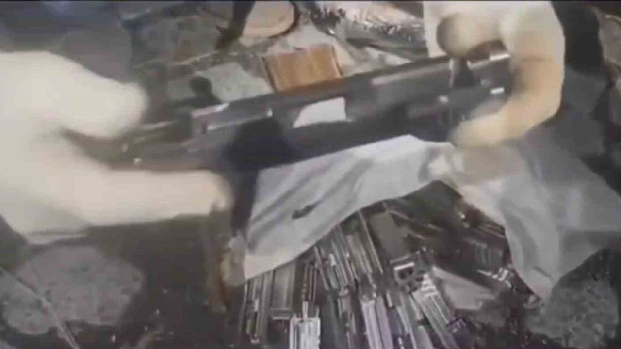 Erzin'de Yasadışı Silah Deposu Ortaya Çıktı