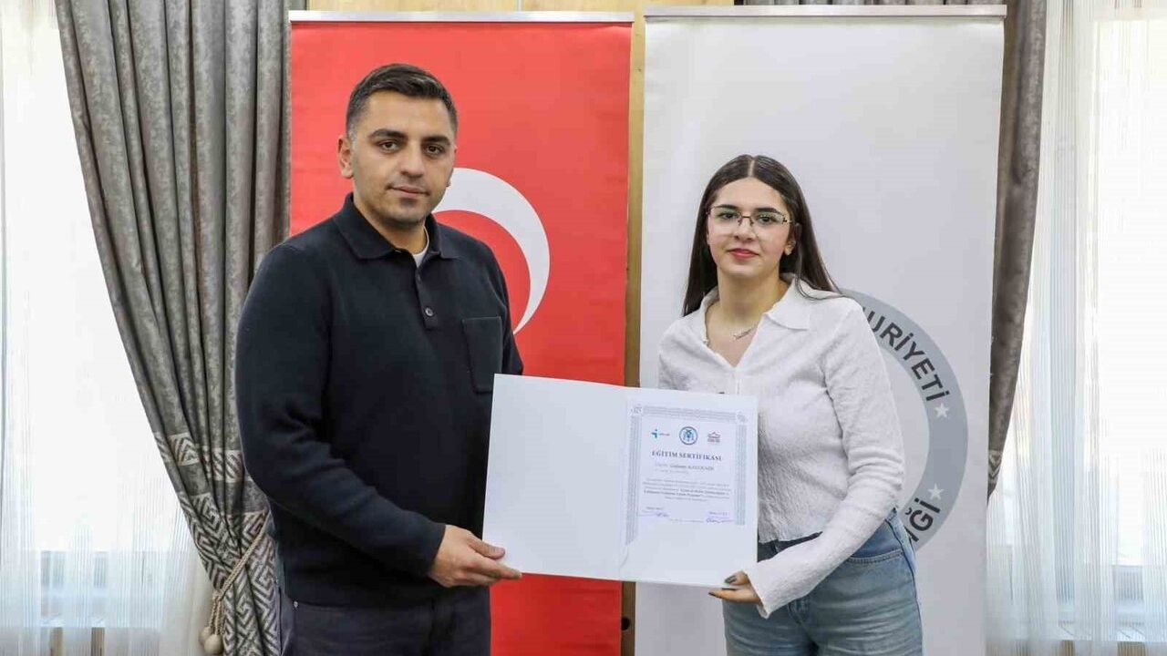 Erzincan'da Kadın Girişimcilere Sertifika Programı Tamamlandı