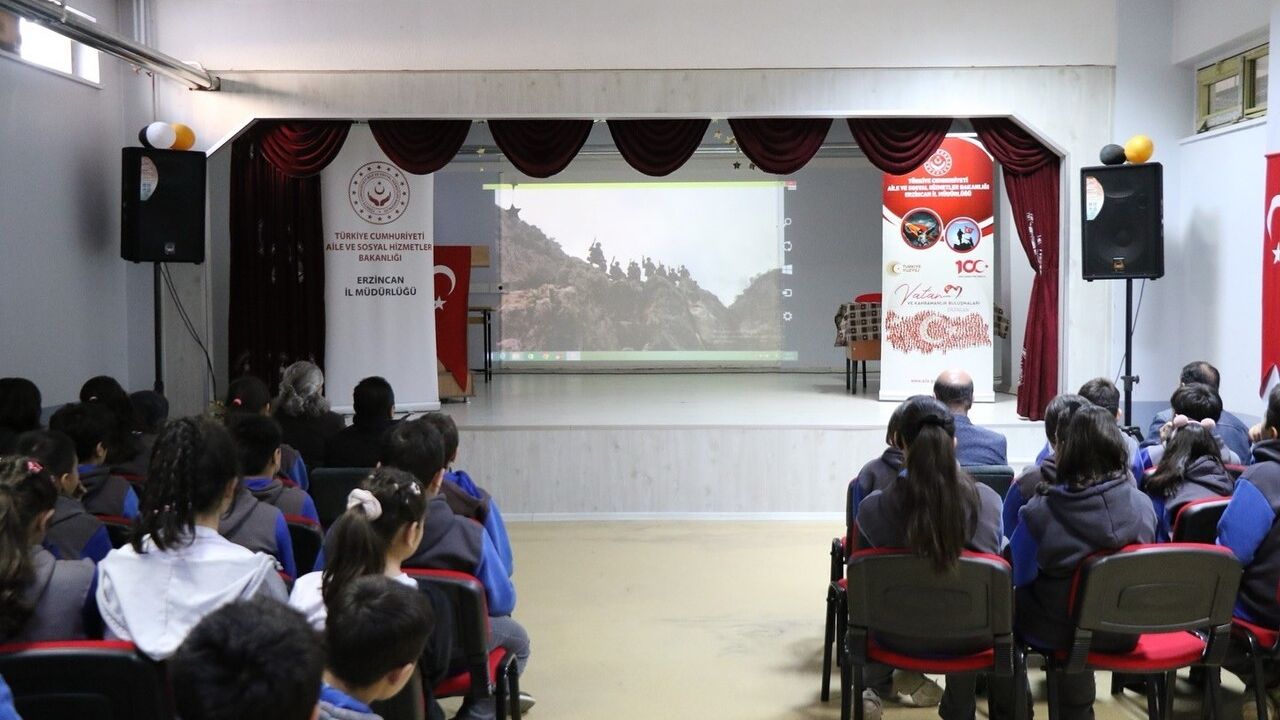 Erzincan'da Vatan ve Kahramanlık Buluşması Gerçekleşti