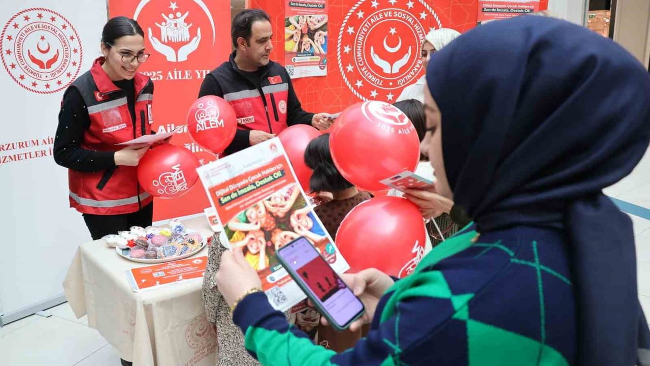 Erzurum'da Dijital Dünyada Çocuk Hakları İçin İmza Kampanyası