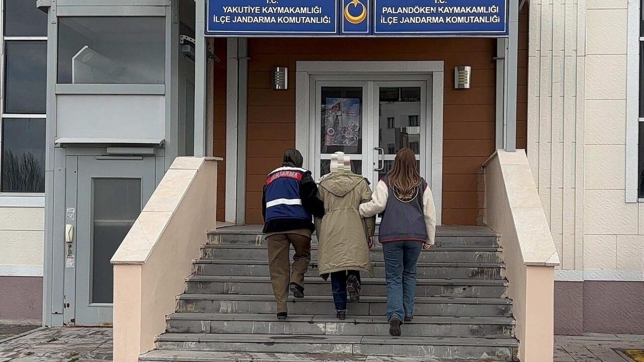 Erzurum'da FETÖ/PDY Üyesi İki Kişi Yakalandı