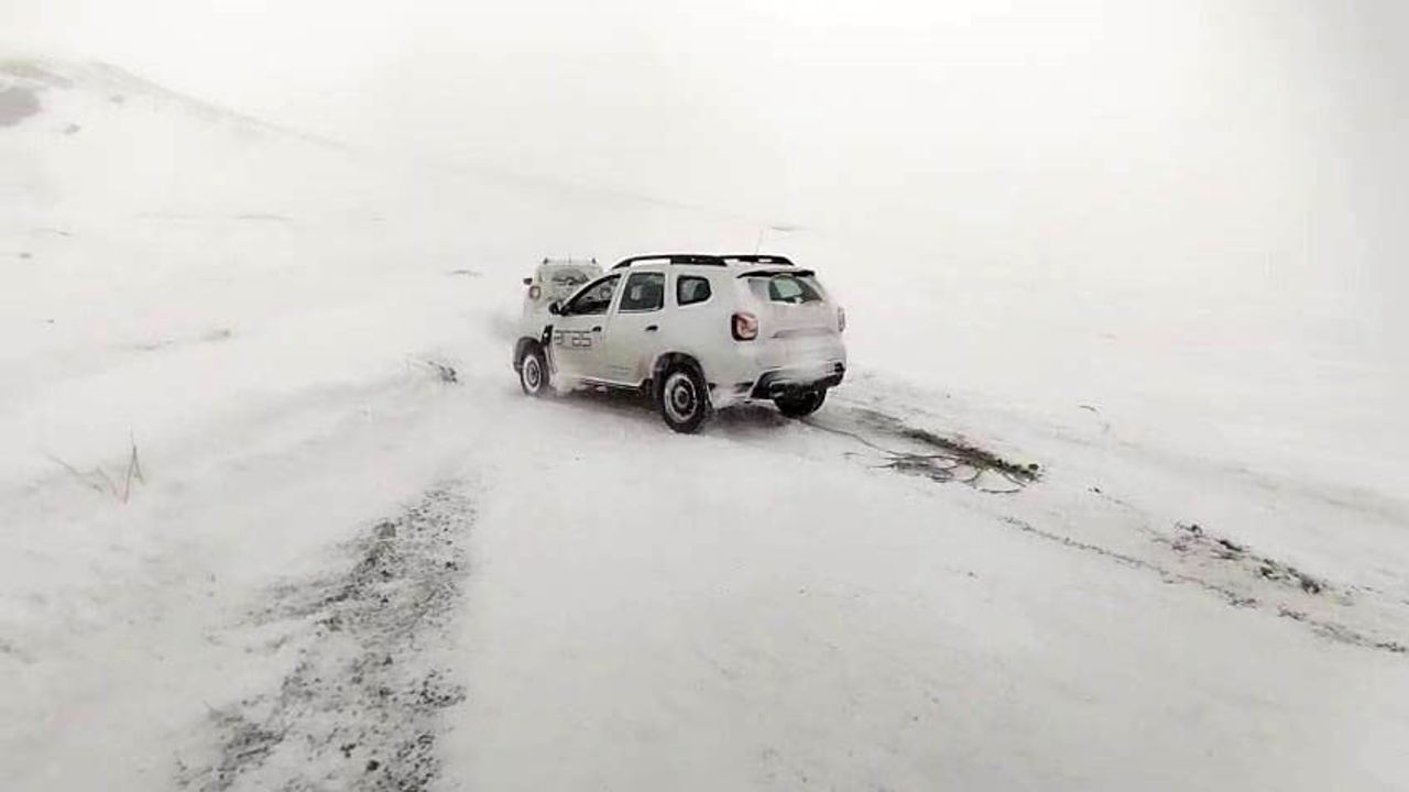 Erzurum'da Kar ve Tipi Ulaşımı Olumsuz Etkiledi