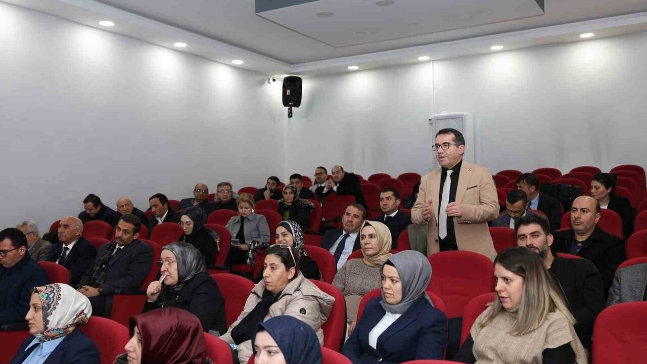Erzurum'da Özel Okul Yöneticileri Zirvesi Gerçekleşti