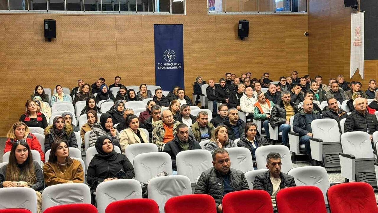 Erzurum Gençlik ve Spor İl Müdürlüğü'nde Özel Güvenlikçilerle Toplantı