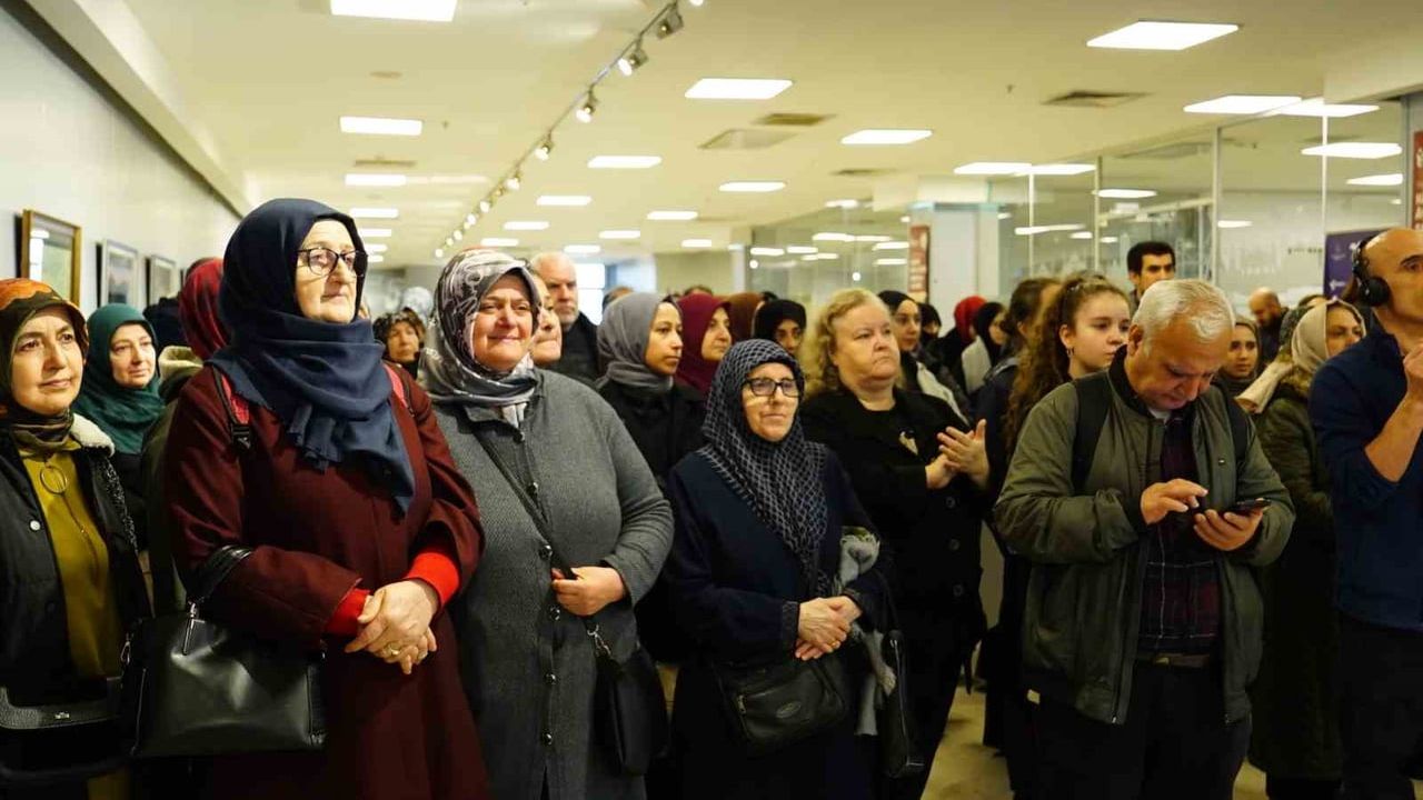 Esenler Belediyesi'nde Özel Sanat Sergisi: "The Message"