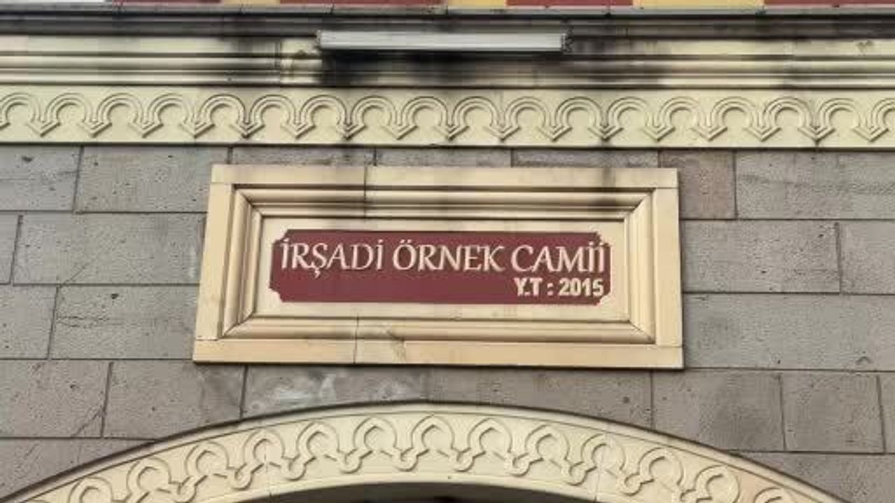 Esenyurt Belediyesi Camilerde Hijyen Çalışmalarını Yeniledi