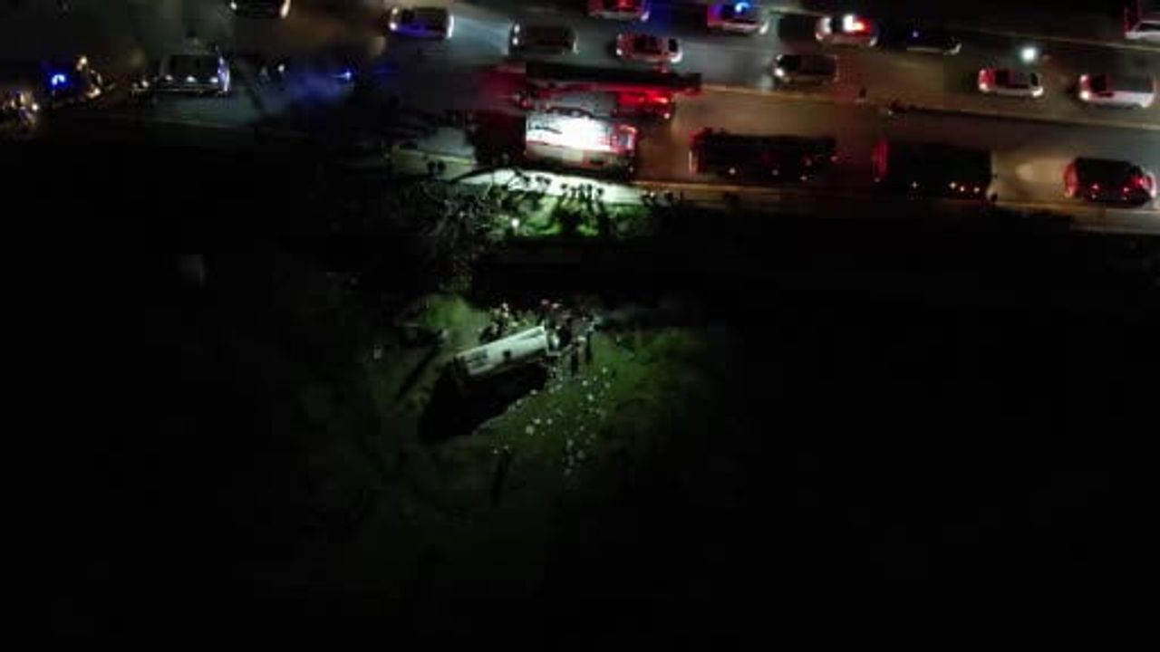 Esenyurt'ta Minibüs Kazası: 2 Ölü, 9 Yaralı