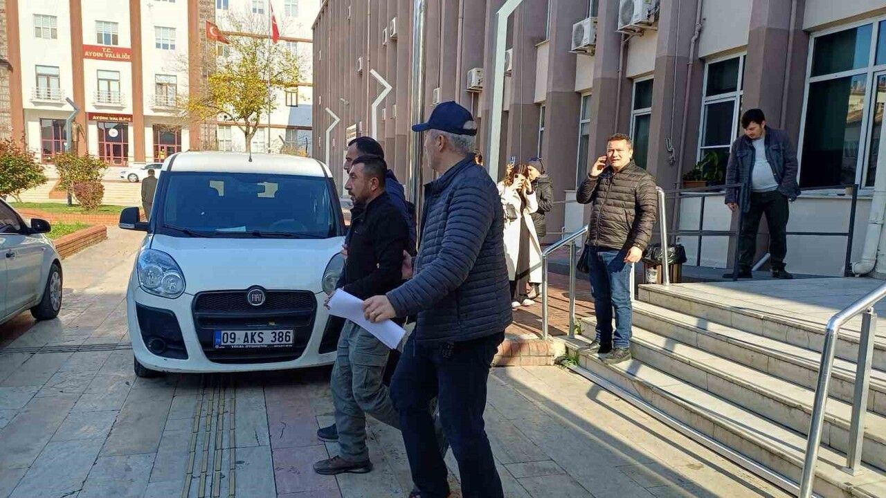 Eşini Bıçaklayarak Tutuklanan Şahıs Adliye Çıkışında Açıklandı