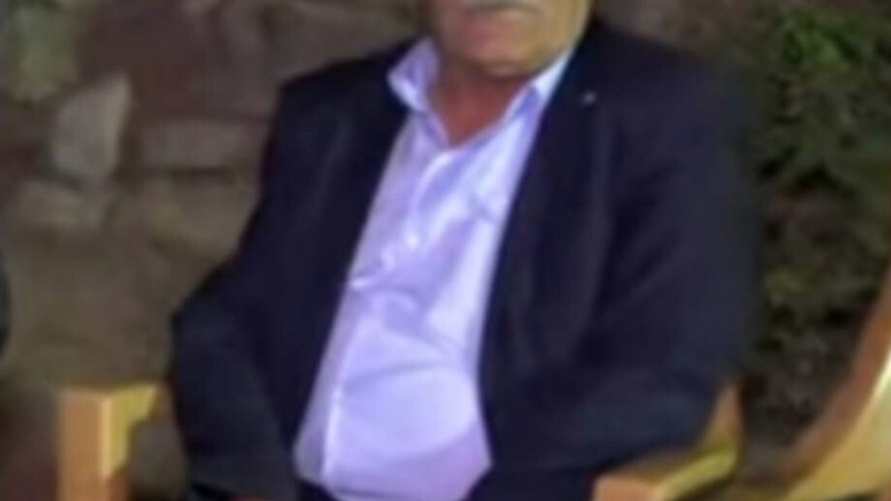 Eski Muhtar Uçakta Kalp Krizi Geçirdi