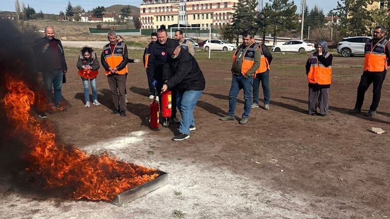 Eskişehir'de AFAD Gönüllü Eğitimleri Devam Ediyor
