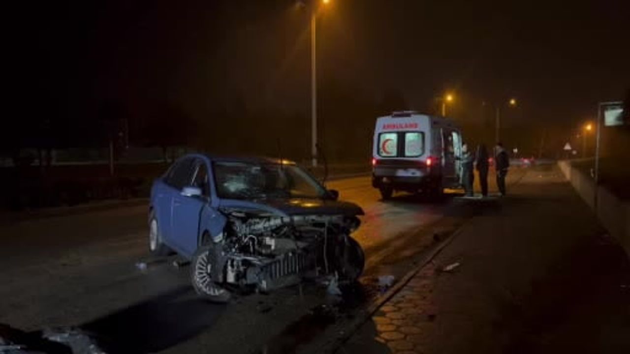 Eskişehir'de Yağmurun Etkisiyle Dört Ayrı Kaza Meydana Geldi