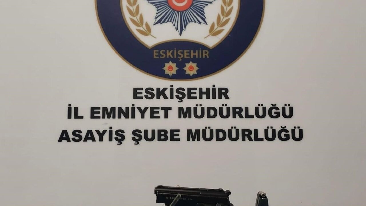 Eskişehir'de Yaşlıları Darp Eden Hırsız Tutuklandı