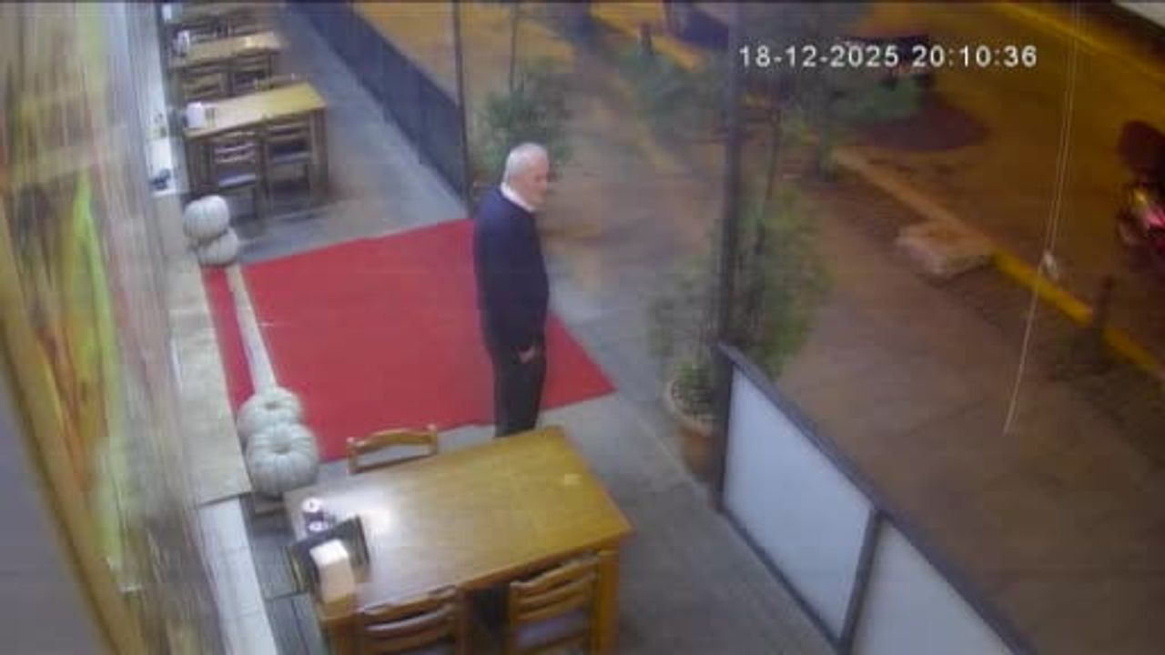 Eyüpsultan'da İETT Şoförüne Bisikletli Çarptı