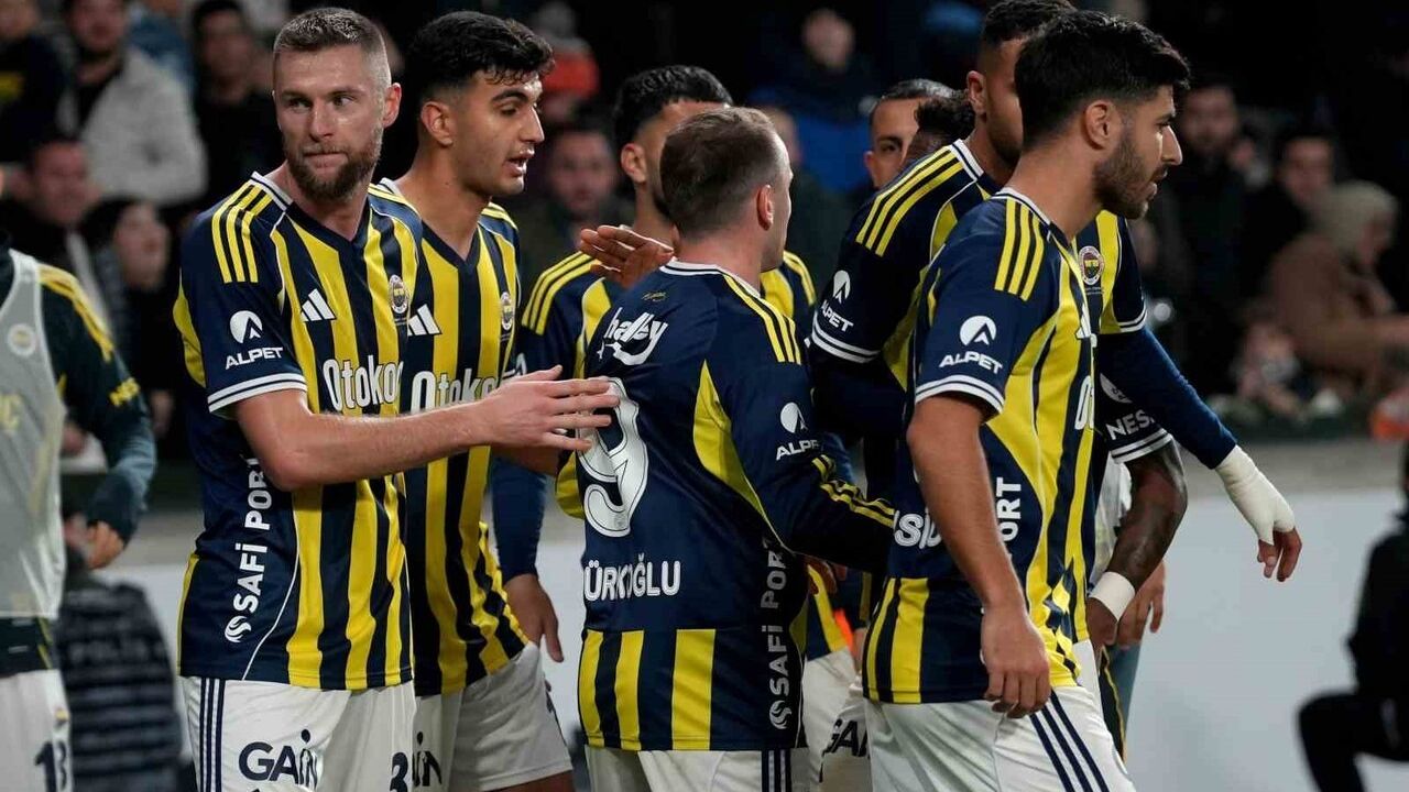 Fenerbahçe 15. Haftada 1-1 Beraberlik Aldı