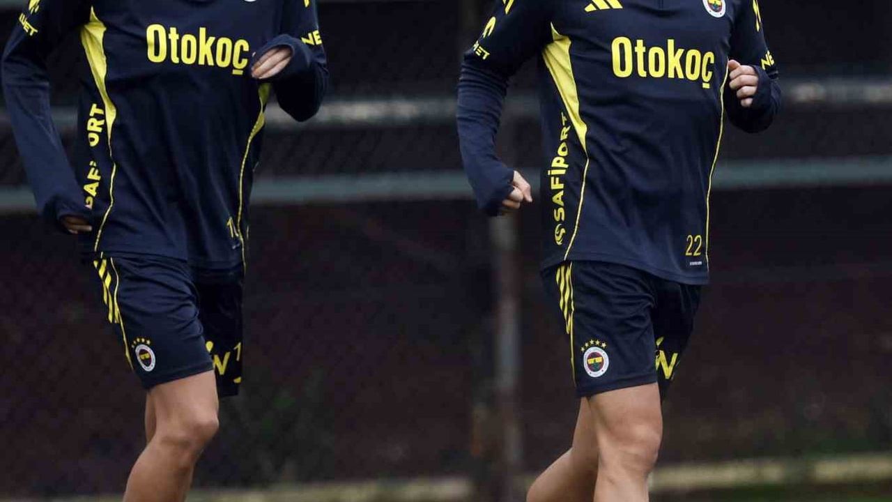 Fenerbahçe, Beşiktaş Derbisine Hazırlanıyor