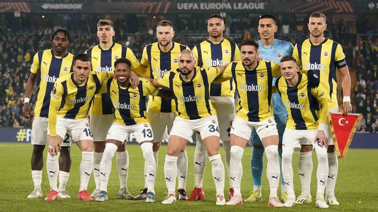 Fenerbahçe'nin 2025 Yılı: Umutlar ve Başarılar