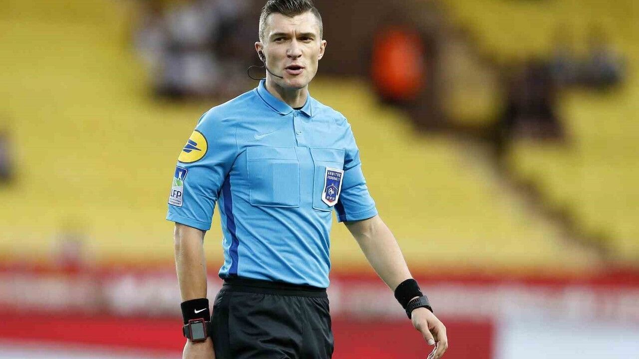 Fenerbahçe'nin Brann Maçında Hakem Willy Delajod