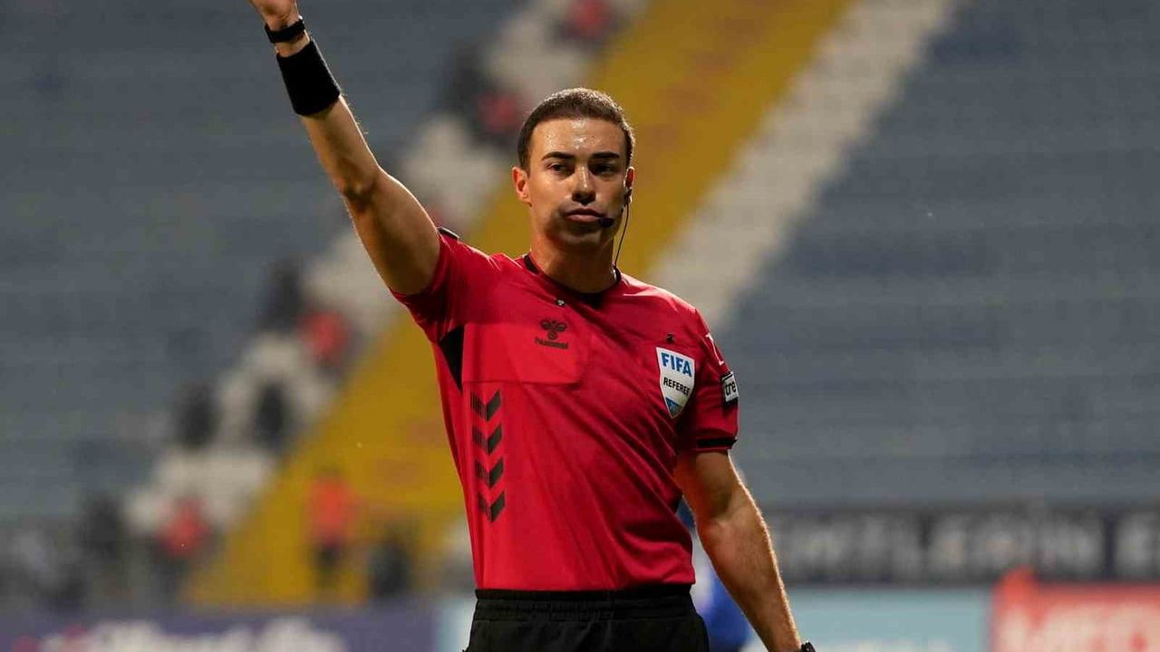 Fenerbahçe ve Beşiktaş Derbisi Oğuzhan Çakır Tarafından Yönetilecek