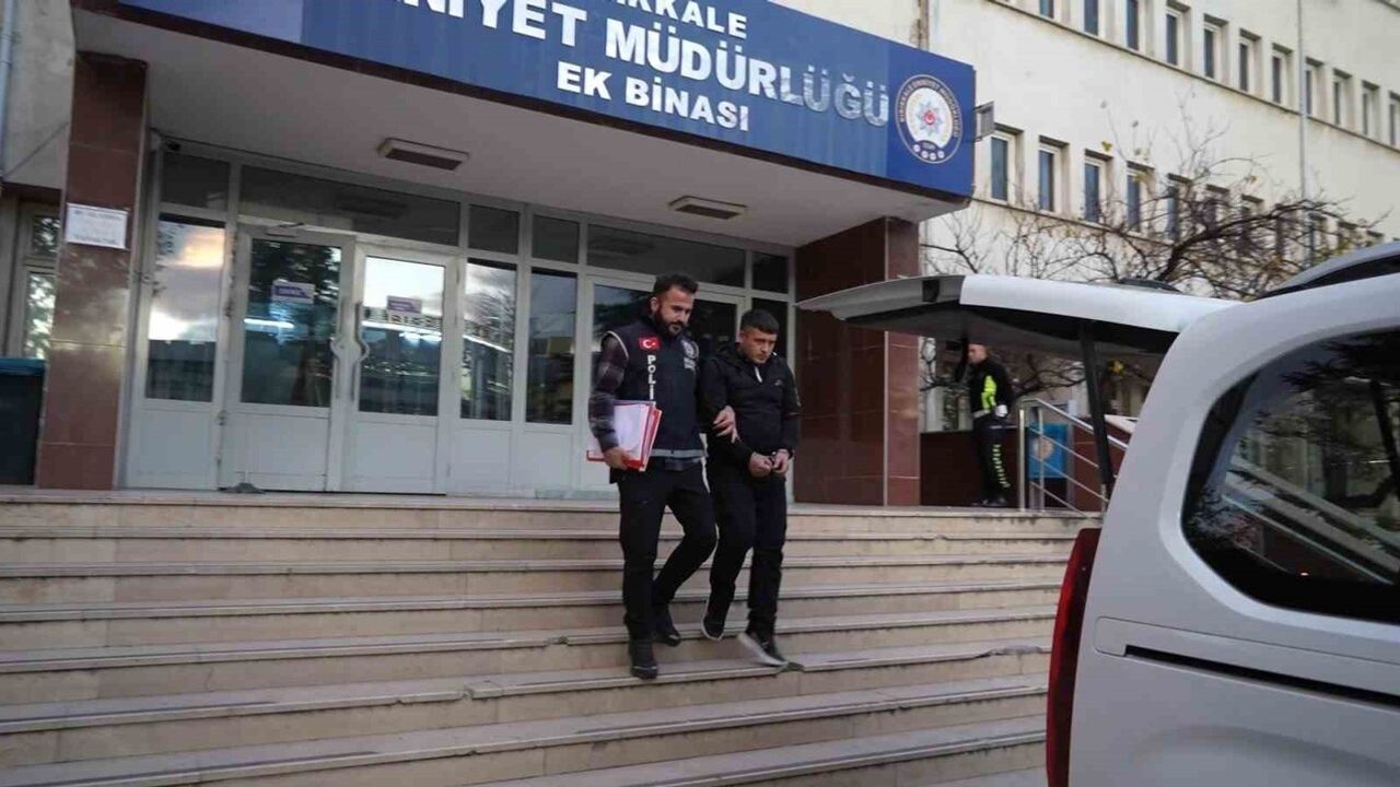 Firari Hükümlü Mutfak Dolabında Yakalandı