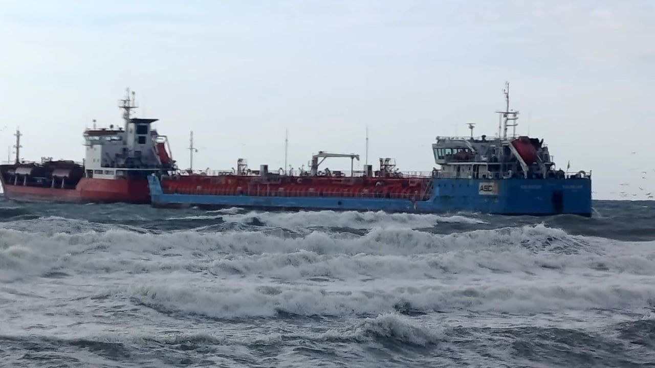 Florya Açıklarında İki Tanker İçin Acil Durum Çağrısı