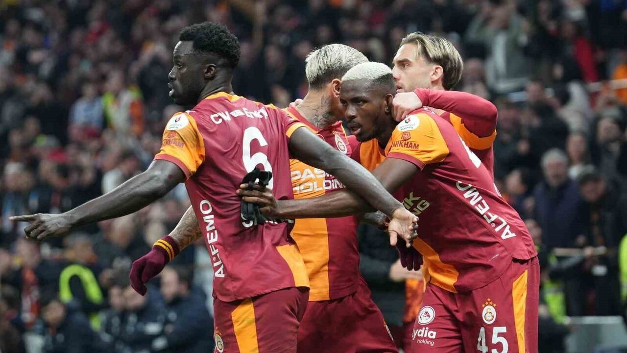 Galatasaray, Samsunspor'a Karşı Üst Üste 9. Galibiyetini Aldı