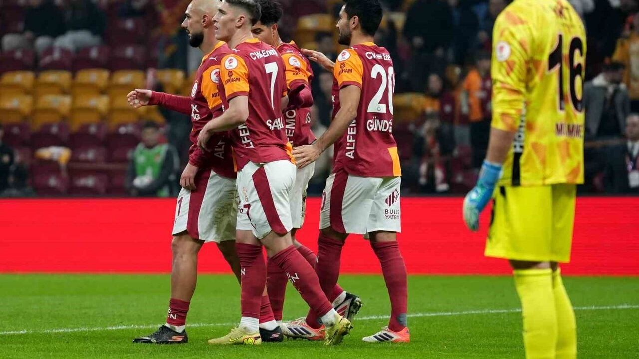 Galatasaray, Türkiye Kupasında Başakşehir'i İlk Defa Yendi