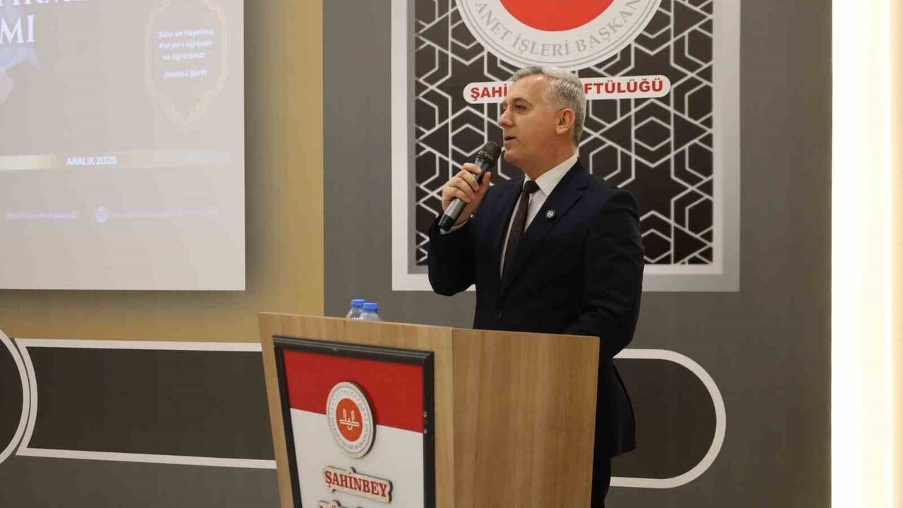 Gaziantep'te Hafızlık Belgesi Alan 16 Öğrenci