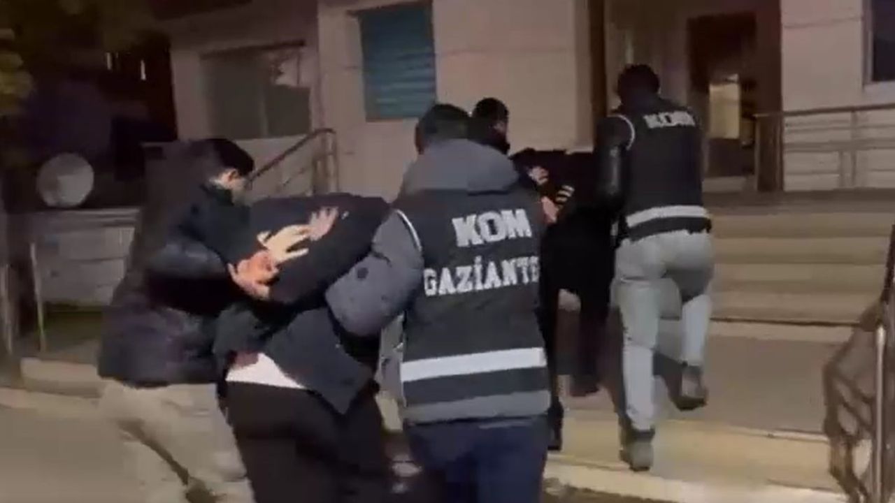 Gaziantep'te Kaçak Silah Operasyonu: İki Şüpheli Tutuklandı