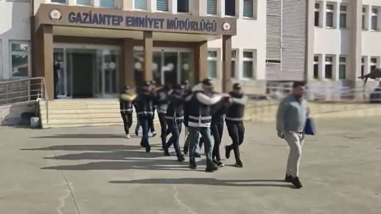 Gaziantep'te Masaj Salonuna Operasyon: 3 Tutuklama