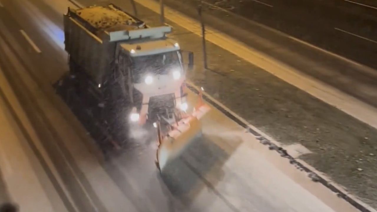 Gaziantep'te Yoğun Kar Yağışı Başladı